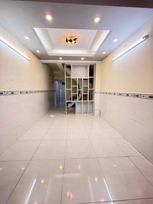 Cho thuê hẻm 1135 htp q7 ở liền