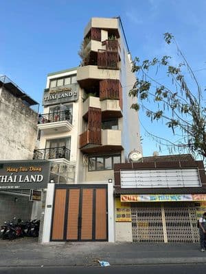 cho thuê nhà mặt tiền bế văn cấm