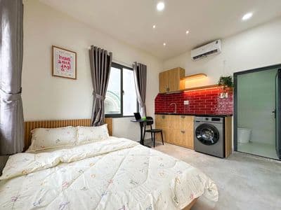 Căn hộ ban công- máy giặt riêng ngay ngã 4 bảy hiền, lý thường kiệt
