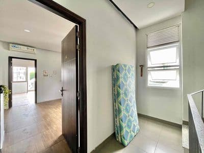Trống lại căn 1pn ban công hướng đông Nam