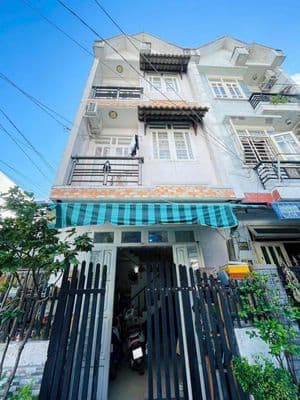 Nhà Quận 12 Hẻm xe tải