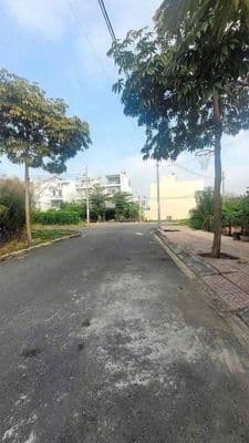 Đất đẹp vị trí trung tâm khu dân cư lớn tại Nguyễn Bình Nhà Bè