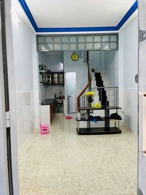 nhà nc mới đẹp 2 lầu st 2pn 3vs lý chính thắng Q3