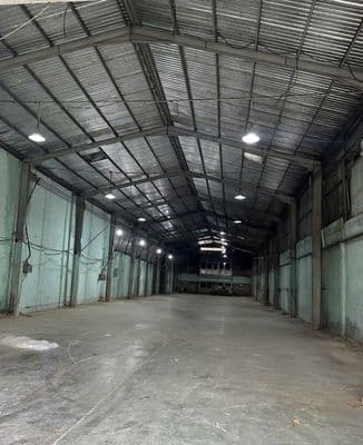 Cho thuê kho xưởng + mbkd 840m tân phú