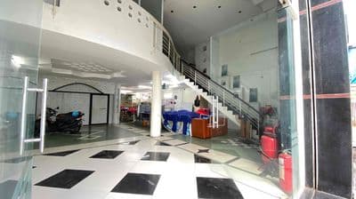 Cho MBKD 370m2 trệt,lửng-mặt tiền khu Bình Phú Q6 ngang 9m-giá 40tr