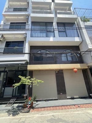 Nhà 5 tầng mặt phố kinh doanh Dương Liễu, Hoài Đức, 8.8 tỷ