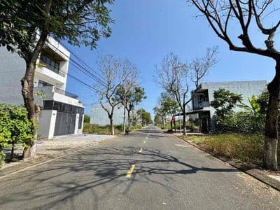 Bán lô đất đ 7m5 võ văn đồng trục thông biển tân trà giá 5,55 tỷ/98m2