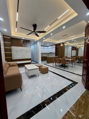 Nhà đẹp Thanh Xuân, 5 tầng, full nội thất cao cấp, 17.5 tỷ
