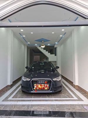 Bán nhà trung tâm vip quận 2.đường 42