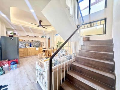 Cho thuê nhà mới phía bắc nt 4 pn giá 25 triệu/tháng