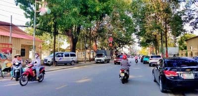 Nhà 63m2 Nam Hồng, Ô tô đỗ cửa, 3p ra Võ Văn Kiệt