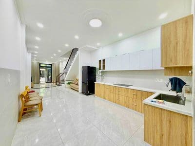 Nhà 4 phòng ngủ - full nội thất - khu an bình tân