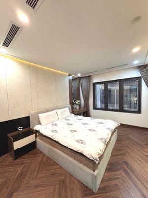 Nhà 5 tầng Phố Nam Dư, Lĩnh Nam, Tặng Full Nội Thất - 6.4 Tỷ