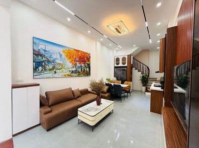 Bán nhà Đại La 33m 5 tầng hơn 6 tỷ