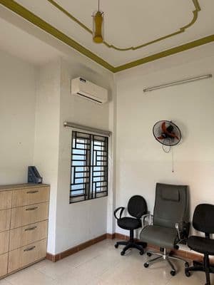 Cho Thuê Nhà MT Trần Thị Trọng Trệt 2 Lầu ST Gồm 4PN 5WC