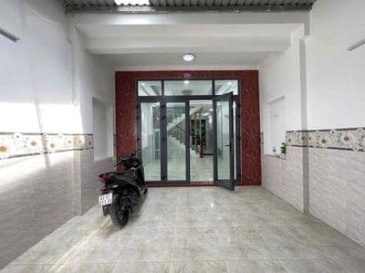 Nhà Mới 3 Lầu 1/ Phạm Văn Chiêu (4x20m) 4PN 5WC 17tr