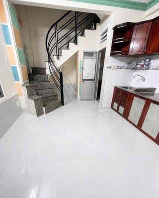 Nhà nguyên căn Đường Huỳnh Văn Bánh cho thuê
