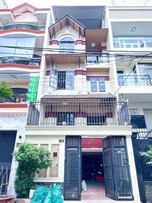 Nhà đẹp k300 cho thuê