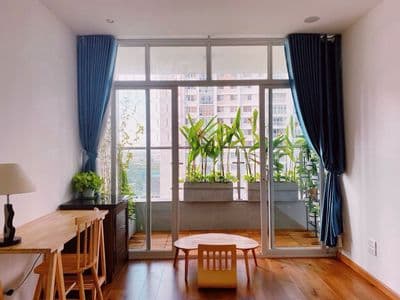 Cho thuê căn hộ 3pn, 150m2, có nội thất tại chung cư Petro Landmark