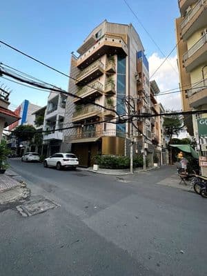 Cho thuê nhà nguyên căn mặt bằng kinh doanh 3 tầng lầu nhà chính chủ