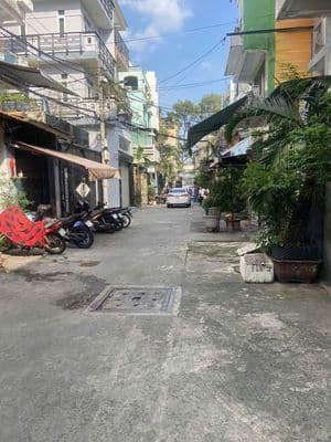 Bán nhà HXH 377/ Nguyễn Tri Phương, Quận 10