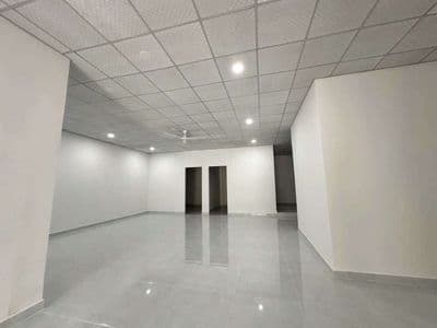 kho văn phòng 10×20m mới đẹp gần Phạm Văn Đồng, HBC