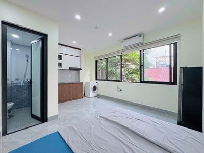 Cho thuê nhà ô tô đỗ cửa gần BKX, 3 Minh Khai