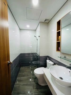 Chung cư mặt tiền đường Quốc Lộ 13. Sổ hồng vĩnh viễn.