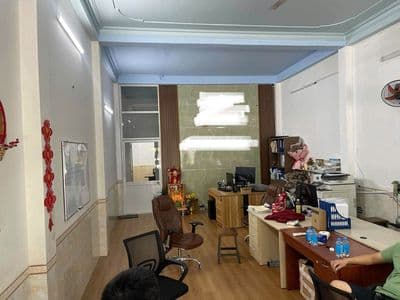 Nhà trệt lầu tại Dĩ An, Bình Dương, 4 tỷ