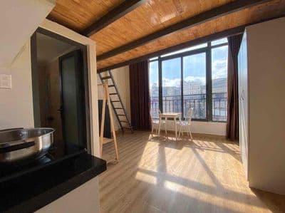 Căn hộ giá rẻ có gác rộng 30m2 ban công thoáng gần vlu, ueh, quận 1