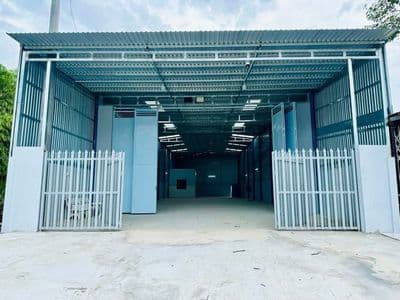 Cho thuê Kho 360 m2 mới xây mặt tiền Quốc lộ 61C
