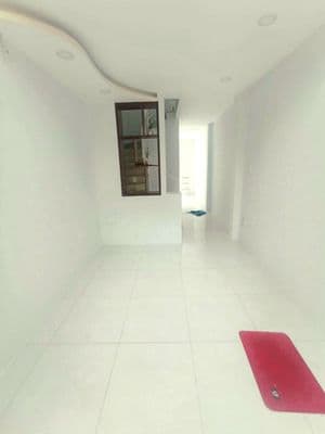 Nhà 4 tầng - dòng tiền sẵng 300tr/năm - hẻm xe hơi võ văn kiệt quận 5
