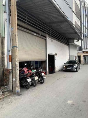 Cho thuê kho Hà Huy Giáp Q12 sát Gò Vấp. DT 14x20 có lửng (500m2) rẻ !