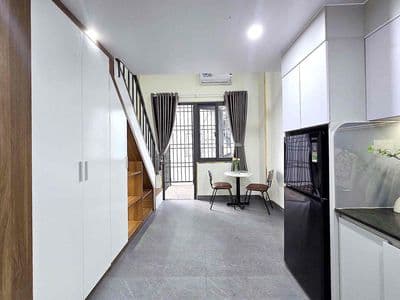 Căn hộ Duplex Ban công ngay Sân Bay - Trường Sơn - Út Tịch.