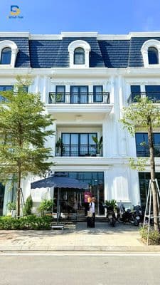 Shophouse phú xuân city 4 tầng 9 phòng kinh doanh homestay120tr/th
