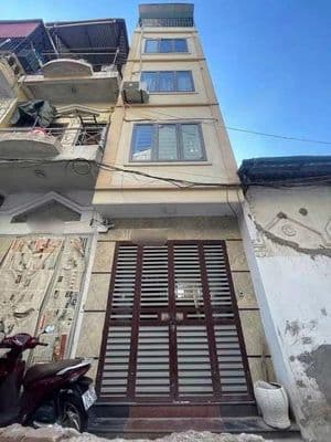 Cho thuê nhà phố Mạc Thị Bưởi - ô tô đỗ cửa - 30m2-5 tầng