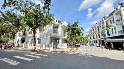 Nhà Lầu Trệt Tân Phước Khánh, Tân Uyên, 2p ngủ,đường 7m đậu ô tô ok