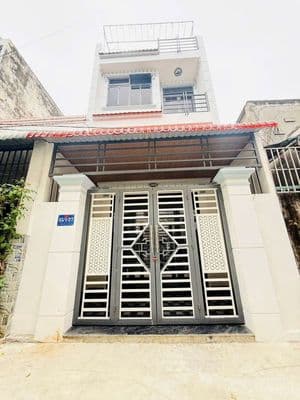nhà đẹp dt 4,5x16m đúc 2lầu+ lửng sânthượngtrước sau T M TâyQ12, 5,5tỷ