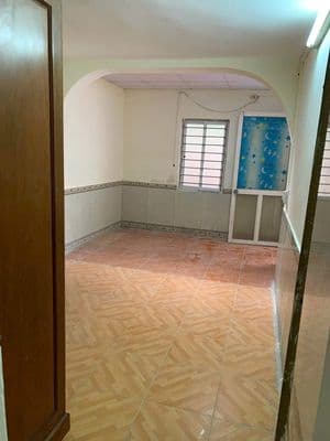 Cho thuê tập thể tầng 1 Tân Mai -120m2 -3 ngủ