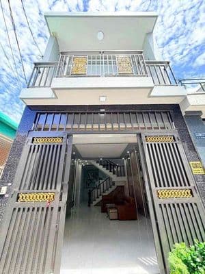 Nhà 49m2, 1Lầu, 3Phòng, Nhà Mới, Ngay Chợ Thiếc - Lê Văn Khương Q12
