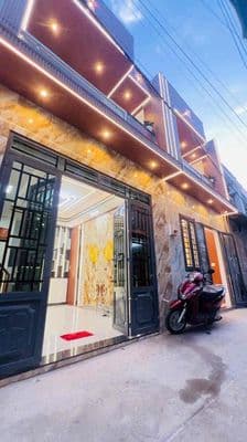 Kẹt Tiền Bán Gấp Căn Nhà Này , Đẹp Chuẩn Chỉnh