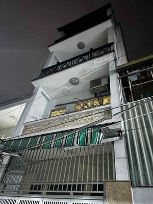 Cần bán gấp nhà Bình Tân
