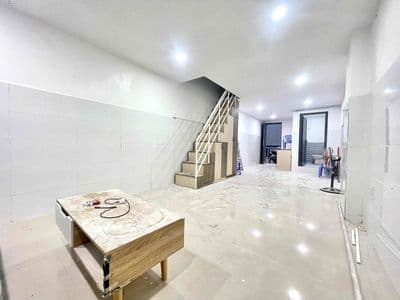 CHO THUÊ CĂN 3PN ở GIỚI HẠN 7người full nội thất NGAY HOÀ BÌNH