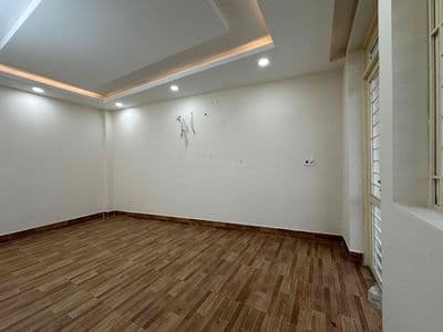 Cho Thuê Nhà Mặt Tiền Kinh Doanh Gần Ngã Tư Ga Quận 12
