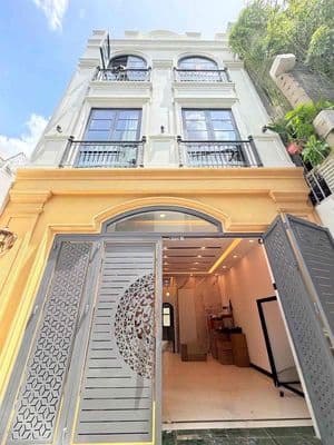 VIP - Toà nhà 10 Homestay cổ điển Châu Âu - Gần Sân bay TSN
