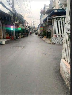 đang cần bán gấp nhà hẻm 160 đường Nguyễn Văn Quỳ phường Phú Thuận