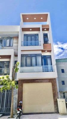 nhà đẹp full nội thất 4 x 20 có 4pn 5wc sân thượng