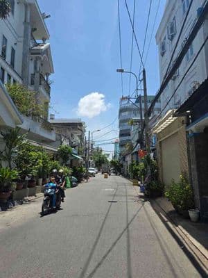 cần tiền bán gấp nhà khu tên lửa aeon mall đang có dòng tiền 10tr/th