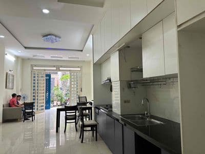 Nhà 4 tầng- ngay ql 13 mở rộng- hàng xóm kdc hồng long- 6ty7