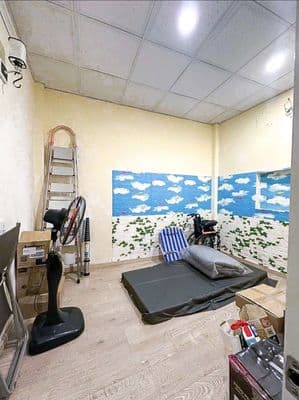 Trung tâm du lich ẩm thực và hoa hồ thị kỷ, 44m2 3 tầng .